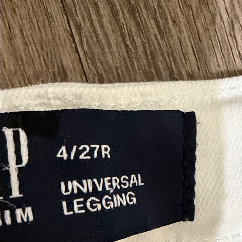 GAP Women's White Leggings - Picture 6 of 6
